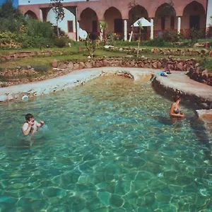 Hébergement de vacances La Source En Privé